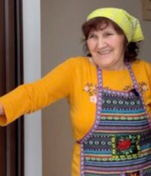 Весільна-господиня-із-40-річним-стажем-розповіла,-як-їй-доводилося-розбирати-піч