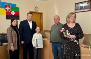 Героям із Нововолинської громади вручили відзнаки та подяки Героям-із-Нововолинської-громади-вручили-відзнаки-та-подяки