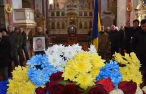 У Луцьку провели в останню дорогу штурман-льотчика Ярослава Сачика У-Луцьку-провели-в-останню-дорогу-штурман-льотчика-Ярослава-Сачика