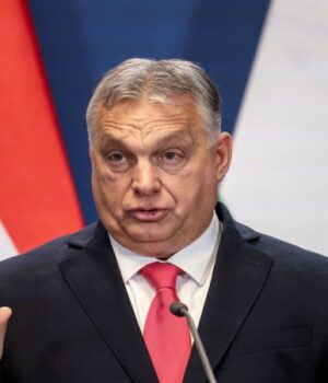 Угорщина-погрожує-більше-не-постачати-Україні-газ-та-електроенергію