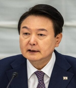 Колишнього-президента-Південної-Кореї-засудили-до-довічного-ув’язнення Колишнього-президента-Південної-Кореї-засудили-до-довічного-ув’язнення