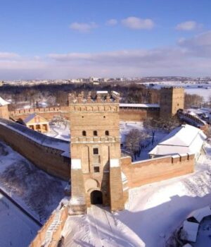 Луцький-замок-б’є-рекорди-відвідуваності:-заповідник-подвоїв-показники-у-2025-році