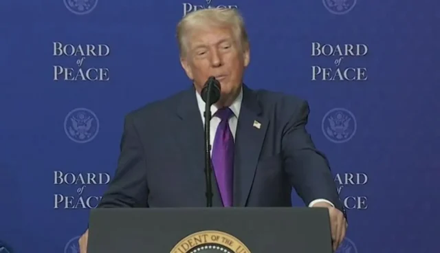 Трамп розглядає "обмежену військову операцію" проти Ірану – WSJ Трамп-розглядає-"обмежену-військову-операцію"-проти-Ірану-–-wsj