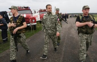 «Конфлікт трьох покидьків»: Росія судить одного з організаторів «русской весны» Губарєва «Конфлікт-трьох-покидьків»:-Росія-судить-одного-з-організаторів-«русской-весны»-Губарєва