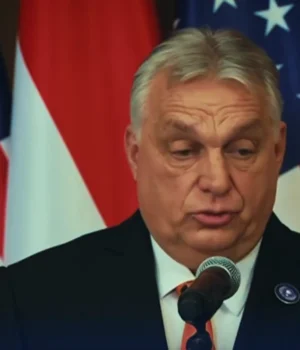 Орбан-випустив-агітаційний-ролик-із-кадрами-із-Зеленським-перед-виборами Орбан-випустив-агітаційний-ролик-із-кадрами-із-Зеленським-перед-виборами