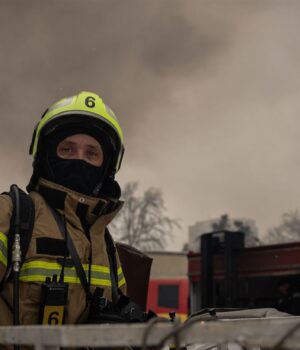 Запоріжжя в диму після удару росіян по інфраструктурі