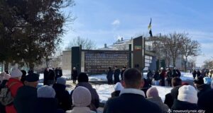 У Нововолинську вшанували Героїв Небесної Сотні У-Нововолинську-вшанували-Героїв-Небесної-Сотні
