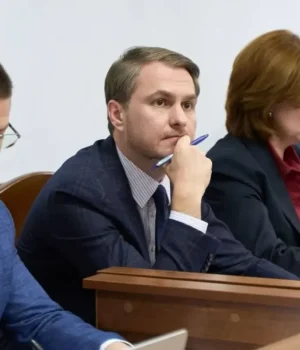 Відпустки-замість-служби-–-Генпрокурор-розповів-деталі-у-справі-начальника-продслужби-бригади-ДШВ