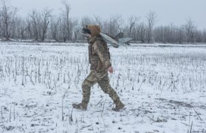 П’ять країн Європи об’єднуються для інвестицій у військові дрони Досвід ЗСУ змінює НАТО: Європа інвестує мільярди у дрони замість дорогих ракет, – Reuters