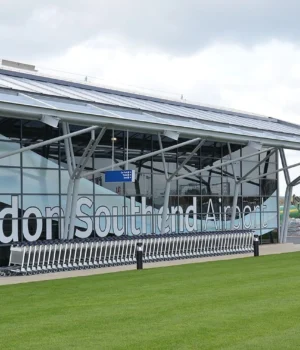 У-Британії-з’ясовують,-чи-пов’язані-аеропорти-Лондона-з-торгівлею-людьми-у-справі-Епштейна