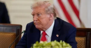 Трамп запровадив глобальні 10-відсоткові мита у відповідь на рішення Верховного суду Трамп-запровадив-глобальні-10-відсоткові-мита-у-відповідь-на-рішення-Верховного-суду