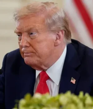 Трамп-запровадив-глобальні-10-відсоткові-мита-у-відповідь-на-рішення-Верховного-суду