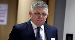 Словаччина загрожує зупинити екстрене постачання електроенергії до України Фіцо пригрозив зупинити постачання електроенергії Україні: названа умова