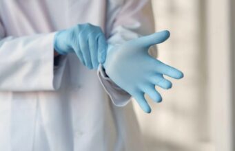 У Луцьку в лікарні медсестра вкрала гроші: як покарали У-Луцьку-в-лікарні-медсестра-вкрала-гроші:-як-покарали