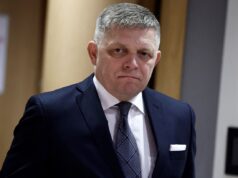 Словаччина: Опозиція звинувачує прем’єра Фіцо у погрозах Україні “Рука Москви”: в Словаччині опозиція гнівно відреагувала на погрози Фіцо Україні