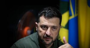 Зеленський: Україна не готова до деокупації територій через брак ресурсів Зеленський назвав дві причини, чому Україна не може зараз повернути власні території