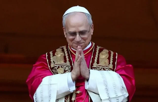 Папа Римський закликав до припинення вогню в Україні Папа-Лев-xiv-закликав-до-негайного-припинення-вогню-та-бомбардувань-в-Україні