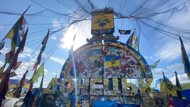 Краматорськ і Слов’янськ: Витривалість міст на Донеччині під час війни Краматорськ-і-Слов’янськ:-4-роки-великої-війни.-В-очікуванні-головної-битви-за-Донеччину