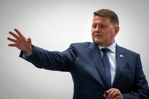 Більше не фантастика: Залужний попередив про прихід нової епохи війн Більше-не-фантастика:-Залужний-попередив-про-прихід-нової-епохи-війн