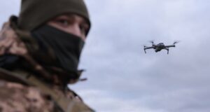 В Україні зростає індустрія дронів, але бюрократія загрожує її розвитку Удар по своїх? Що гальмує українське виробництво дронів: аналіз від полковника США