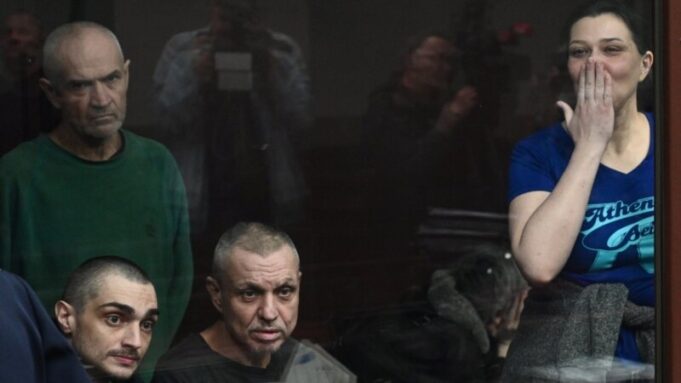 МКЧХ відвідав 8400 військовополонених з початку війни в Україні 200-тисяч-запитів-про-зниклих:-голова-Червоного-Хреста-про-«справжнє-обличчя»-війни-та-доступ-до.