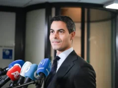 Зеленський провів першу розмову з новим прем’єром Нідерландів Зеленський провів першу розмову з новим прем’єром Нідерландів