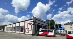 Волинського бізнесмена-депутата підозрюють у розкраданні коштів на ремонті для комунальників Волинського-бізнесмена-депутата-підозрюють-у-розкраданні-коштів-на-ремонті-для-комунальників