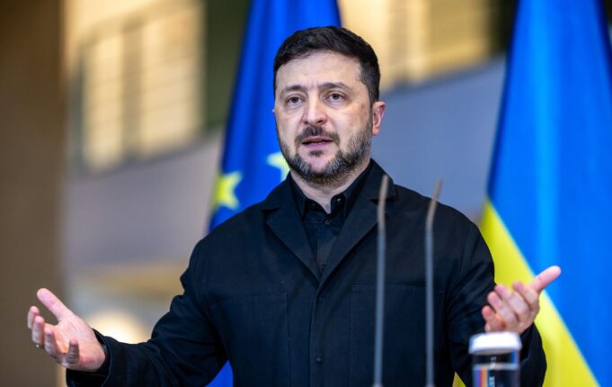 Зеленський спростував заяви Путіна про паузу у війні та наголосив на необхідності завершення конфлікту Зеленський чітко відповів Путіну на заяви про “паузу” у війні