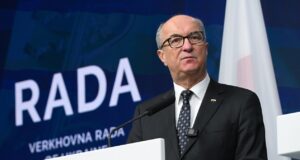 Володимир Чарзастий виступить перед Верховною Радою України на четверту річницю вторгнення Росії Historyczne wystąpienie Czarzastego. Stanie przed Radą Najwyższą. “Dyplomatyczny sukces”