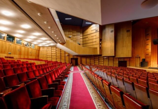 4-та річниця великої війни: що покажуть у Волинському драмтеатрі 24 лютого – 1 березня 4-та-річниця-великої-війни:-що-покажуть-у-Волинському-драмтеатрі-24-лютого-–-1-березня