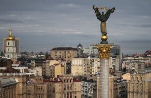 П’ятий рік війни в Україні: виклики та перспективи Україна-вступає-у-5-й-рік-великої-війни:-бої,-повітряні-атаки,-переговори