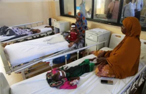 Ситуація з голодом у Сомалі: понад 6 мільйонів людей на межі виживання Понад-6-млн-людей-у-Сомалі-опинилися-на-межі-голоду-через-посуху-та-дефіцит-міжнародної.