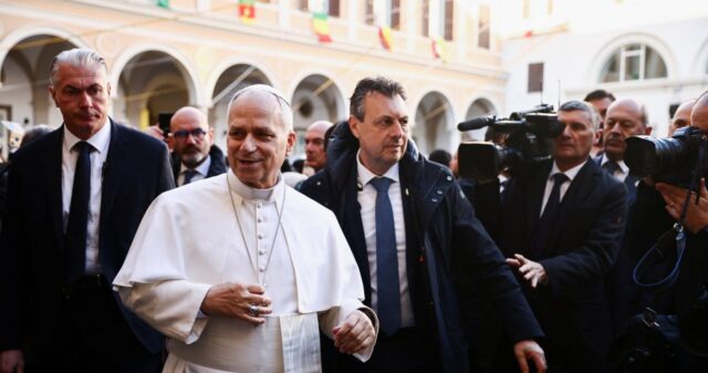 Папа Франциск надіслав допомогу Україні на суму понад мільйон євро “Dramatyczna sytuacja”, napisali do papieża. Jest reakcja