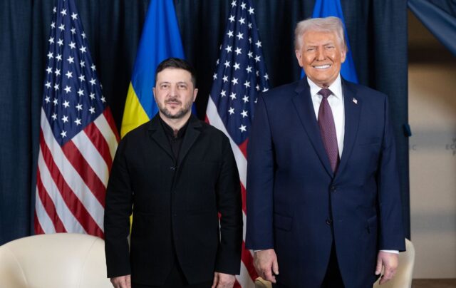 Трамп і Зеленський обговорили можливість завершення війни в Україні Трамп хоче закінчити війну в Україні за місяць: Axios про деталі розмови із Зеленським
