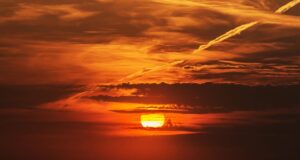 Сонце вперше з 2022 року виявилося повністю без плям: що буде з магнітними бурями Сонце-вперше-з-2022-року-виявилося-повністю-без-плям:-що-буде-з-магнітними-бурями