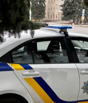 Поліція Бердичева розшукує шахраїв, які ошукали чоловіка під час купівлі авто