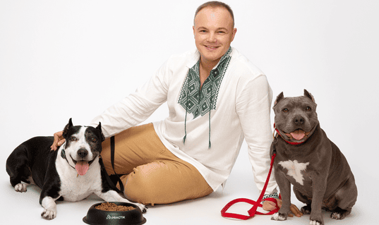 Свіже мʼясо у кормах для собак і котів: як працює технологія на прикладі PRACTIK Свіже-мʼясо-у-кормах-для-собак-і-котів:-як-працює-технологія-на-прикладі-practik