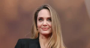 Відео: Анджеліна Джолі підтримала Україну у четверту річницю повномасштабної війни Відео: Анджеліна Джолі підтримала Україну у четверту річницю повномасштабної війни