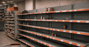 Росіянам буде нічого їсти: розвідка попередила про порожні полиці Росіянам-буде-нічого-їсти:-розвідка-попередила-про-порожні-полиці