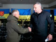 Київ передав 112-й бригаді ТрО майже 2000 дронів та сучасне обладнання FPV-дрони та важкі бомбери: Кличко передав 112 бригаді ТрО велику партію допомоги від Києва