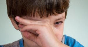 Трагедія на Тернопільщині: мати виколола око синові, аби отримати виплати Трагедія-на Тернопільщині:-мати-виколола-око-синові,-аби-отримати-виплати