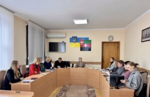 Засідання громадської комісії з житлово-побутових питань у Нововолинську: нові рішення та зміни На-засіданні-громадської-комісії-з-житлово-побутових-питань-розглянули-8-питань-порядку-денного