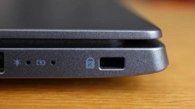 Що це за дивний роз’єм на корпусі ноутбука і чому ним майже ніхто не користується Що-це-за-дивний-роз’єм-на-корпусі-ноутбука-і-чому-ним-майже-ніхто-не-користується