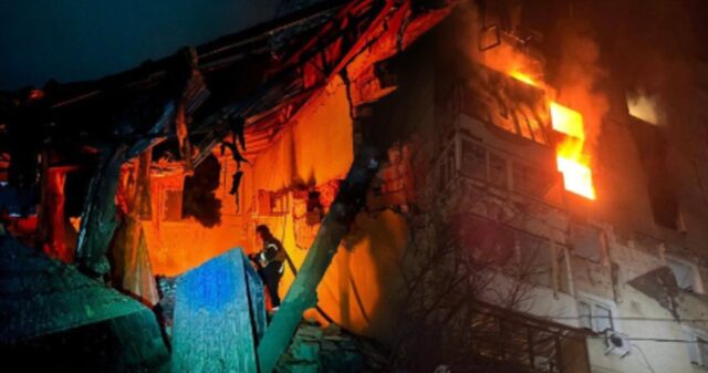 Росія здійснила масований напад на Україну: десятки поранених Rosjanie ostrzelali Ukrainę. Pożary i eksplozje, wśród wielu rannych są dzieci