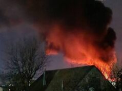 Зростання цін на енергоносії в Україні: аналіз причин та наслідків У Луганську горить нафтобаза, а під Алчевськом приліт по підстанції: кадри з місця НП