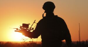 Війна в Україні: еволюція безпілотників на полі бою «Нічні-операції-уже-не-дають-переваги».-Майкл-Кофман-про-5-трендів-війни,-що-змінили-фронт