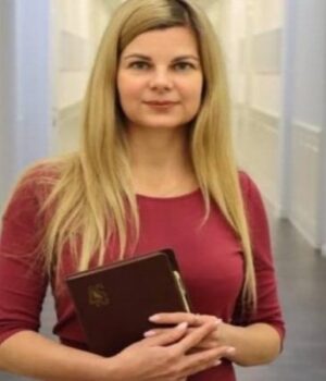 Колишню-журналістку-з-Харкова-призначили-віцегубернаторкою-Курської-області-рф Колишню-журналістку-з-Харкова-призначили-віцегубернаторкою-Курської-області-рф