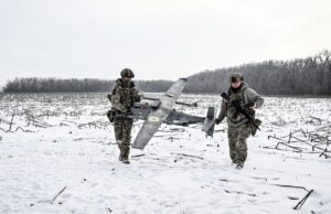 ЗСУ атакували російську нафтобазу та склади на Донеччині Нафтобаза, центр управління дронами і не тільки. ЗСУ розповіли про удари по тилах ворога