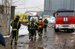 Пожежа на міні-НПЗ в Краснодарському краї після падіння безпілотника Дрони дістали “Албашнефть”: під Краснодаром палає нафтопереробний завод