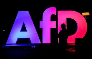 Популярну німецьку партію підозрюють у роботі на розвідку Росії — Politico Популярну-німецьку-партію-підозрюють-у роботі-на розвідку-Росії —-politico